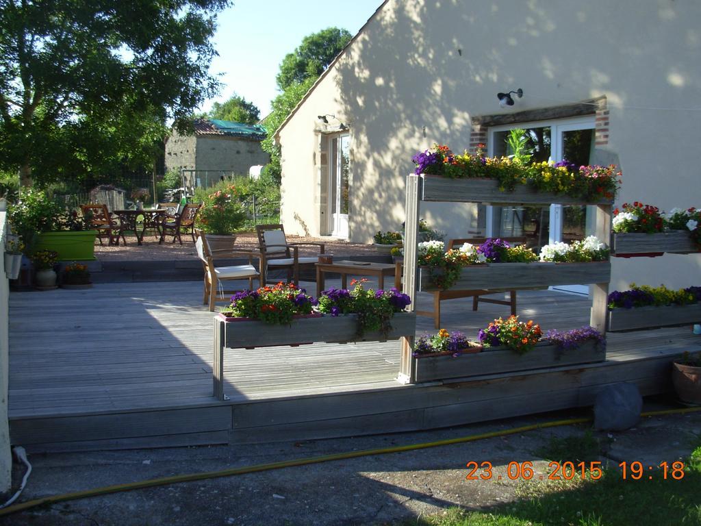 Le Jardin Des Pierres Brunes Saint-Jean-des-Ollieres Exterior photo